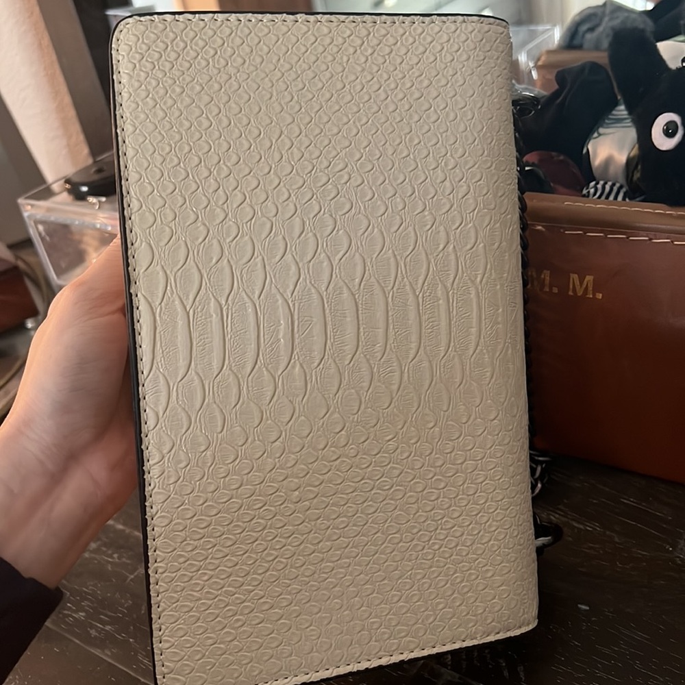 Faux Snakeskin Purse - Picture 7 of 12